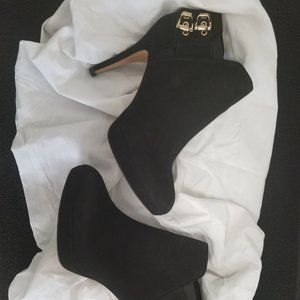 Vince Camuto 4.5inch Heels Black Suede Elaina 7.5M